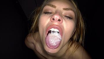 Farin gloryhole swallow