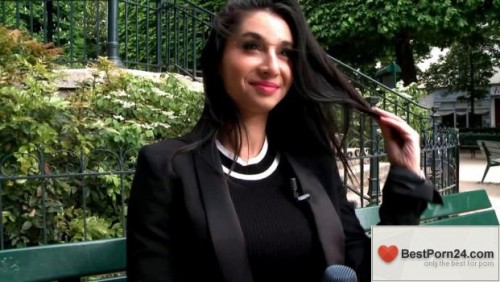 Jacquie Et Michel TV – Dora