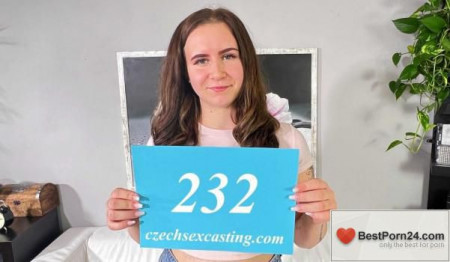 Czech Sex Casting – Caroline M