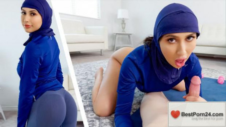 Hijab Hookup – Penelope Woods