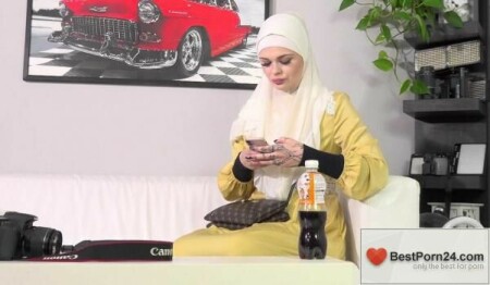Sex With Muslims – Luisa Star