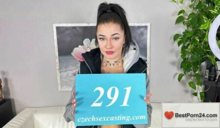 Czech Sex Casting – Chloe Heart