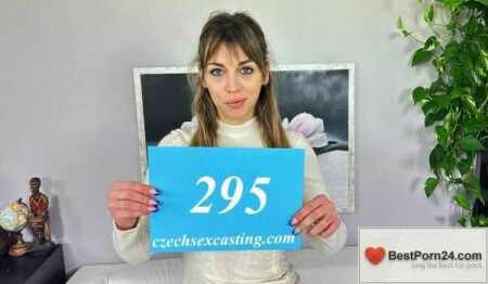 Czech Sex Casting – Valeria Fuentes