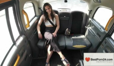 Sex In Taxi – Betzz
