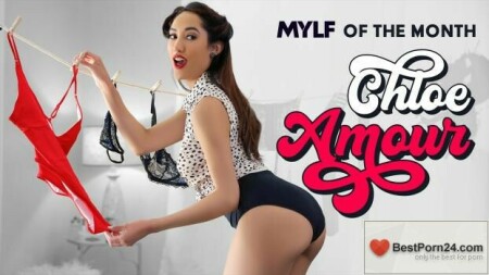 Mylf Of The Month – Chloe Amour