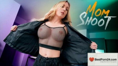 Mom Shoot – Sierra Spunk