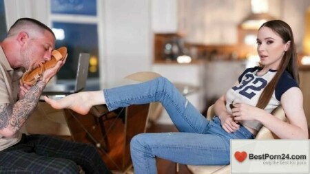 Love Her Feet – Hazel Moore