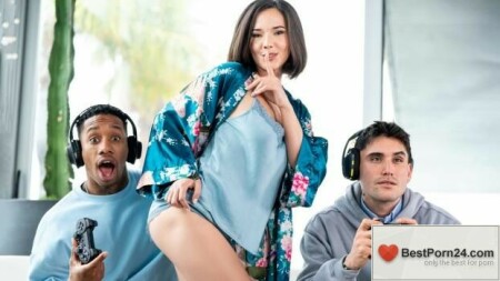 Brazzers Exxtra - Eve Sweet