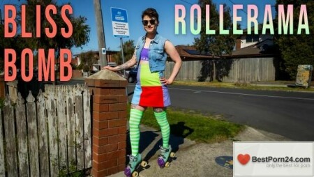 Girls Out West – Bliss Bomb