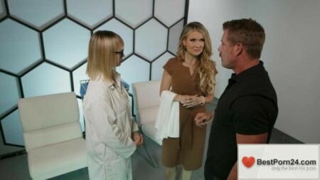 Elegant Angel – Taylor Wild