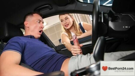 Horny Hostel – Amalia Davis